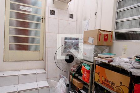 Casa à venda com 780m², 4 quartos e 5 vagas Casa à venda com 780m², 4 quartos e 5 vagasEdícula lateral