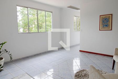 Casa à venda com 780m², 4 quartos e 5 vagas Casa à venda com 780m², 4 quartos e 5 vagasEdícula lateral