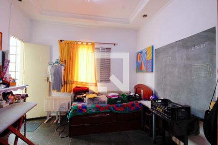 Casa à venda com 780m², 4 quartos e 5 vagas Casa à venda com 780m², 4 quartos e 5 vagasQuarto de Serviço