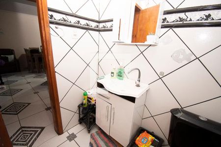 banheiro de casa à venda com 2 quartos, 64m² em Canudos, Novo Hamburgo