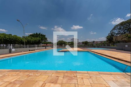 Apartamento à venda com 63m², 2 quartos e 1 vaga Apartamento à venda com 63m², 2 quartos e 1 vagaÁrea comum - Piscina