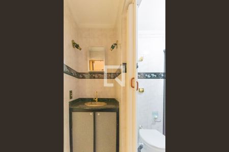 Apartamento à venda com 63m², 2 quartos e 1 vaga Apartamento à venda com 63m², 2 quartos e 1 vagaBanheiro