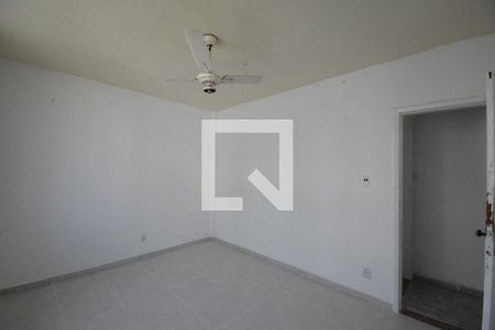 Quarto 1 de apartamento para alugar com 2 quartos, 50m² em Jardim Sulacap, Rio de Janeiro