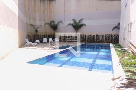 Apartamento à venda com 67m², 3 quartos e 1 vaga Apartamento à venda com 67m², 3 quartos e 1 vagaÁrea comum - Piscina