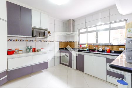 Casa à venda com 196m², 3 quartos e 2 vagasCopa e Cozinha