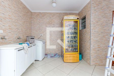 Casa à venda com 196m², 3 quartos e 2 vagasÁrea de Serviço