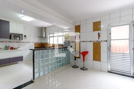 Casa à venda com 196m², 3 quartos e 2 vagasCopa e Cozinha