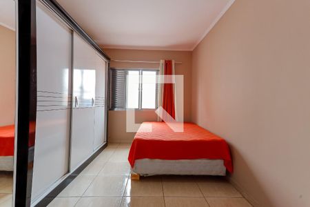 Casa à venda com 196m², 3 quartos e 2 vagasQuarto 2
