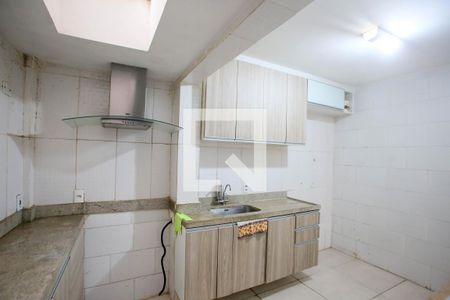 Casa à venda com 120m², 3 quartos e 1 vaga Casa à venda com 120m², 3 quartos e 1 vagaCozinha