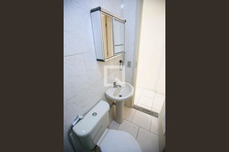 Casa à venda com 120m², 3 quartos e 1 vaga Casa à venda com 120m², 3 quartos e 1 vagaBanheiro Social