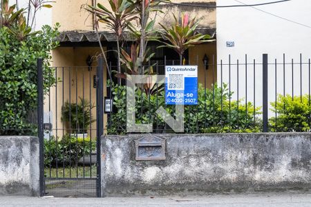 Apartamento para alugar com 70m², 3 quartos e 1 vaga Apartamento para alugar com 70m², 3 quartos e 1 vagaFachada