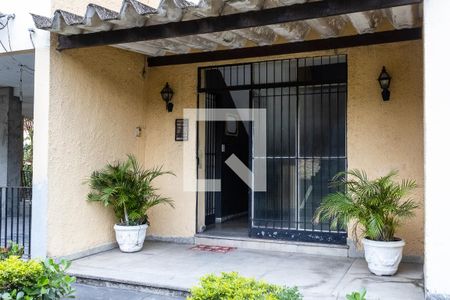 Apartamento para alugar com 70m², 3 quartos e 1 vaga Apartamento para alugar com 70m², 3 quartos e 1 vagaFachada do bloco