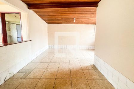 Casa à venda com 180m², 6 quartos e 2 vagasSala