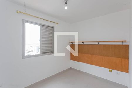 Quarto 1 de apartamento para alugar com 2 quartos, 57m² em Parque Fongaro, São Paulo