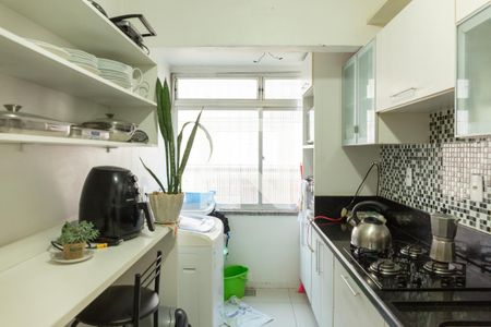 Apartamento à venda com 68m², 2 quartos e 1 vaga Apartamento à venda com 68m², 2 quartos e 1 vagaCozinha