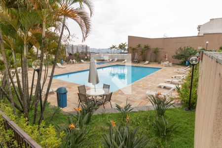 Apartamento à venda com 68m², 2 quartos e 1 vaga Apartamento à venda com 68m², 2 quartos e 1 vagaÁrea comum - Piscina