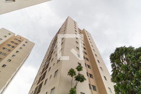 Apartamento à venda com 68m², 2 quartos e 1 vaga Apartamento à venda com 68m², 2 quartos e 1 vagaFachada