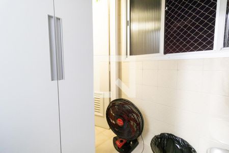 Apartamento à venda com 68m², 2 quartos e 1 vaga Apartamento à venda com 68m², 2 quartos e 1 vagaÁrea de Serviço