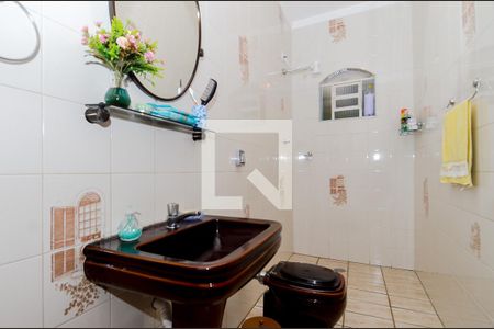 Casa à venda com 181m², 3 quartos e 2 vagasBanheiro Social 2