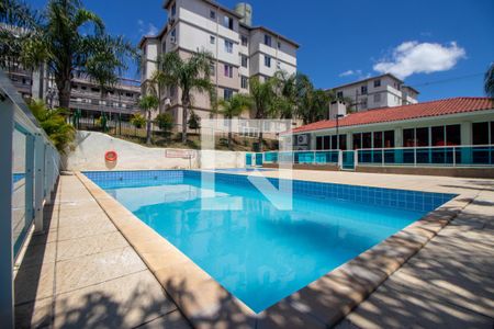 Apartamento à venda com 44m², 2 quartos e 1 vaga Apartamento à venda com 44m², 2 quartos e 1 vagaÁrea comum - Piscina