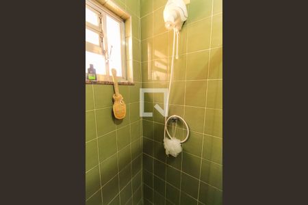 Casa à venda com 180m², 3 quartos e 4 vagasBanheiro