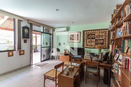 Apartamento à venda com 120m², 3 quartos e 2 vagas Apartamento à venda com 120m², 3 quartos e 2 vagasSala 2