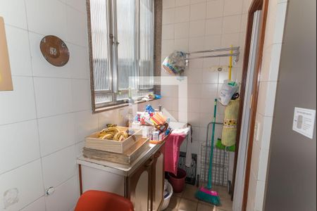 Apartamento à venda com 120m², 3 quartos e 2 vagas Apartamento à venda com 120m², 3 quartos e 2 vagasÁrea de Serviço