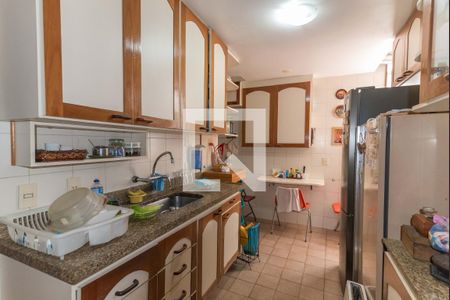 Apartamento à venda com 120m², 3 quartos e 2 vagas Apartamento à venda com 120m², 3 quartos e 2 vagasCozinha