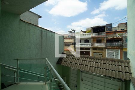 Vista de casa à venda com 3 quartos, 212m² em Vila Regina, São Paulo