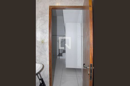 Casa à venda com 280m², 5 quartos e 2 vagas Casa à venda com 280m², 5 quartos e 2 vagasBanheiro 4