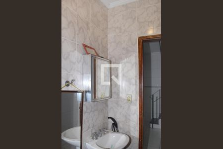 Casa à venda com 280m², 5 quartos e 2 vagas Casa à venda com 280m², 5 quartos e 2 vagasBanheiro 4