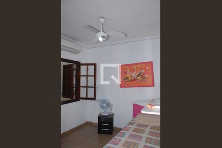 Casa à venda com 280m², 5 quartos e 2 vagas Casa à venda com 280m², 5 quartos e 2 vagasQuarto 1