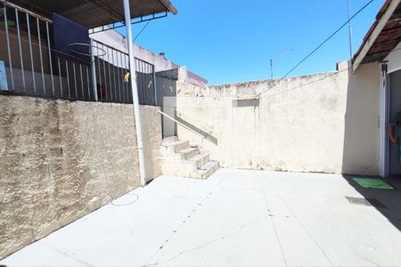 Casa à venda com 250m², 3 quartos e 3 vagasQuintal