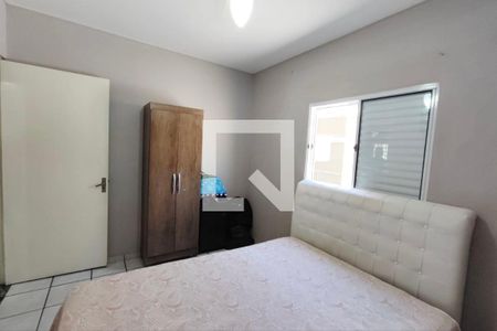 Casa à venda com 250m², 3 quartos e 3 vagasQuarto suíte 