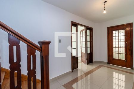 Casa à venda com 250m², 4 quartos e 4 vagas Casa à venda com 250m², 4 quartos e 4 vagasHall de Entrada