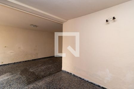 Casa à venda com 250m², 4 quartos e 4 vagas Casa à venda com 250m², 4 quartos e 4 vagasCozinha do Salão
