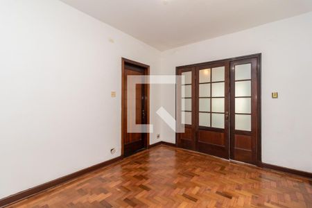 Casa à venda com 250m², 4 quartos e 4 vagas Casa à venda com 250m², 4 quartos e 4 vagasSala de Jantar