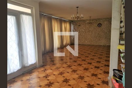 Casa à venda com 312m², 4 quartos e 4 vagas
