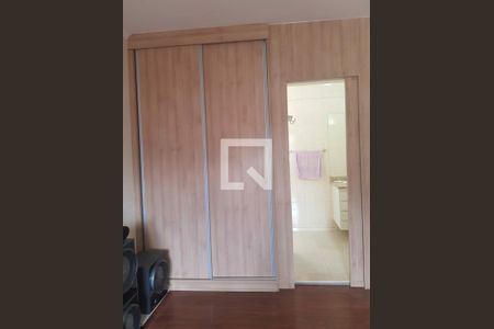 Casa à venda com 312m², 4 quartos e 4 vagas