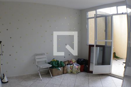 Casa à venda com 230m², 3 quartos e 2 vagasQuarto 3 - Suíte