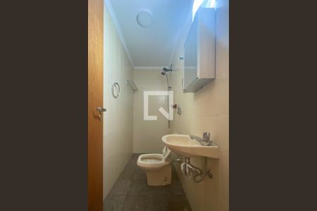 Apartamento para alugar com 156m², 3 quartos e 2 vagas Apartamento para alugar com 156m², 3 quartos e 2 vagasBanheiro de