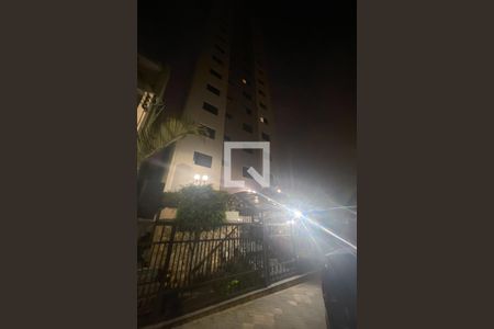 Apartamento para alugar com 156m², 3 quartos e 2 vagas Apartamento para alugar com 156m², 3 quartos e 2 vagasFachada