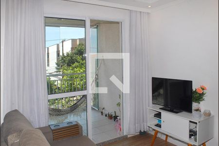 Sala de apartamento para alugar com 3 quartos, 68m² em Vila Mazzei, São Paulo