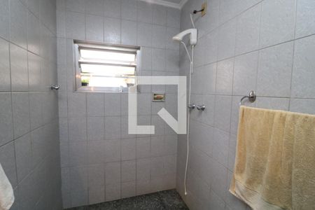 Casa à venda com 210m², 4 quartos e 3 vagasBanheiro