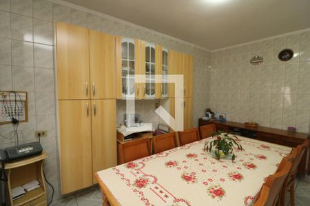 Casa à venda com 210m², 4 quartos e 3 vagasCopa