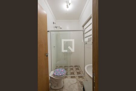 Casa à venda com 290m², 5 quartos e 3 vagas Casa à venda com 290m², 5 quartos e 3 vagasBanheiro Social