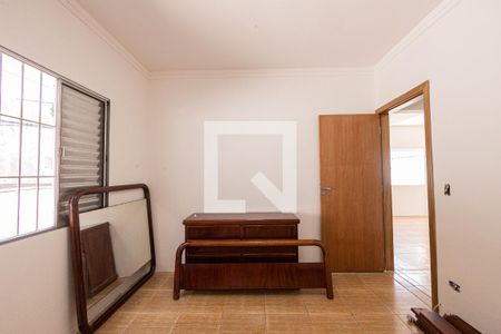 Casa à venda com 290m², 5 quartos e 3 vagas Casa à venda com 290m², 5 quartos e 3 vagasQuarto 4