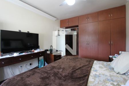 Apartamento à venda com 198m², 4 quartos e 4 vagasQuarto 1