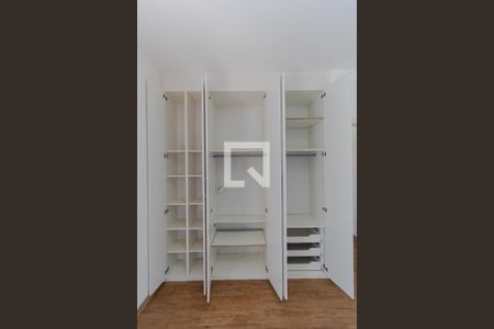 Apartamento à venda com 55m², 1 quarto e 1 vaga Apartamento à venda com 55m², 1 quarto e 1 vagaQuarto - Armário