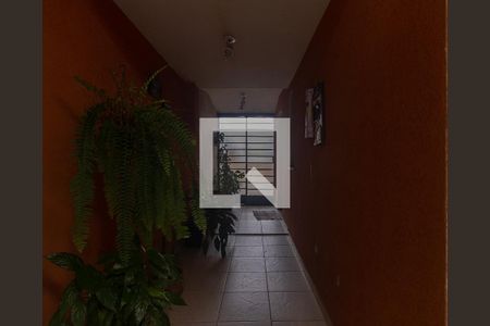 Casa à venda com 180m², 3 quartos e 2 vagas Casa à venda com 180m², 3 quartos e 2 vagasÁrea comum